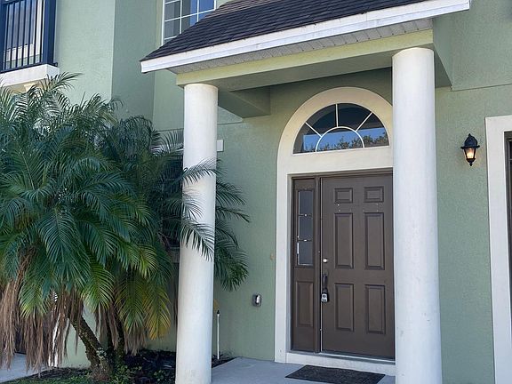 2nd image of 4332 Paradise Cove Ct