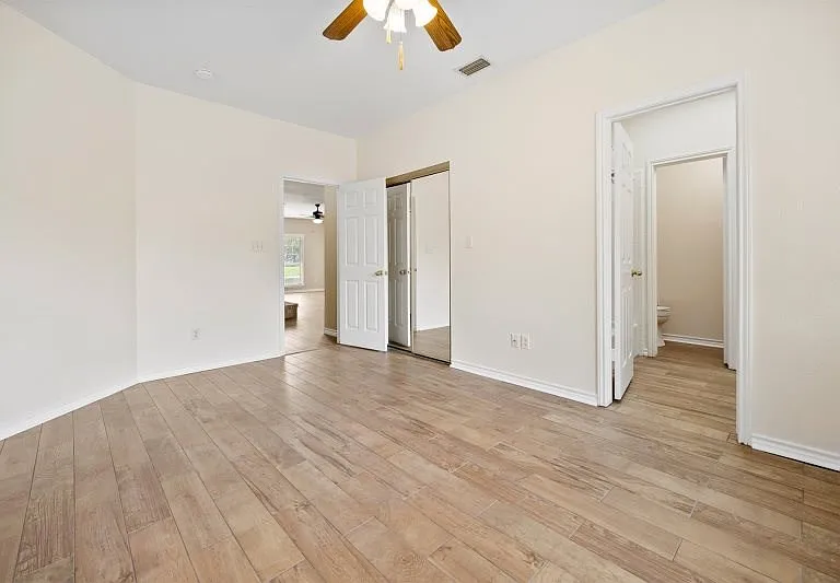 210 Oak St #1101 — Photo 6