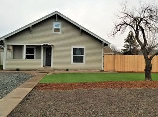 545 Oak St, Central Point, OR 97502