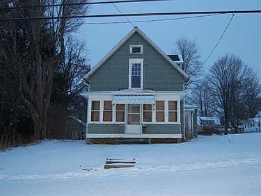 2nd image of 50 Stewart Ave