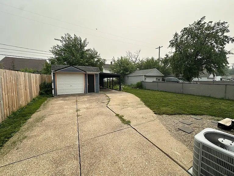 6711 Farnsworth Dr — Photo 79