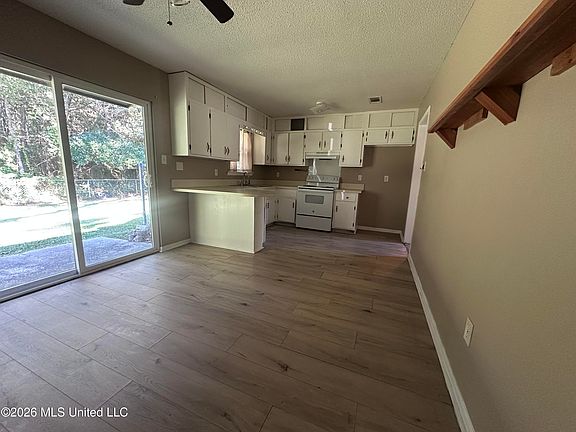 5th image of 1808 Timberlane Rd