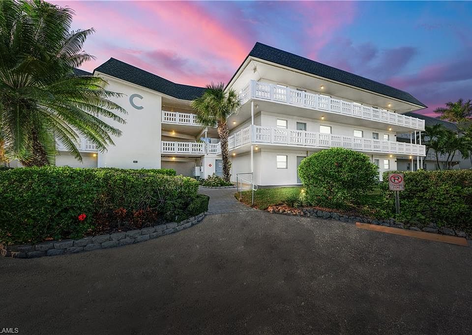 VISTA PALMS CONDOMINIUMS 315 Saint Andrews Blvd Naples FL Zillow