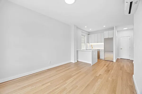 Rented by Kole Group | media 3