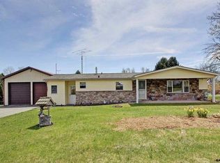 1067 Canadochly Rd, York, PA 17406