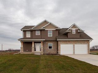 1839 Wenrose Dr NE, North Liberty, IA 52317