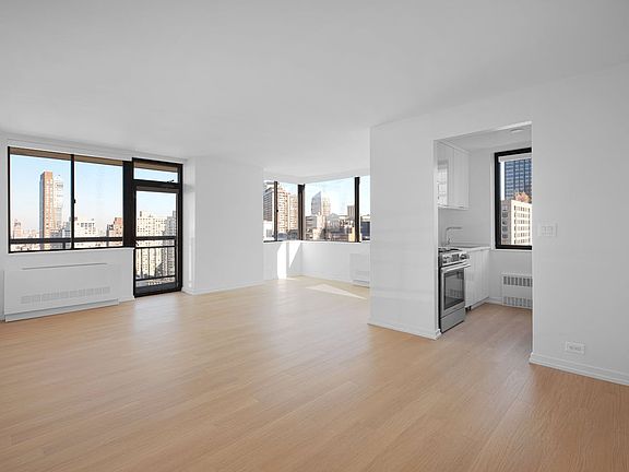2nd image of 124 W 60th St APT 25M