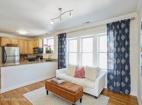 2nd image of 1841 N Monticello Ave APT 1E