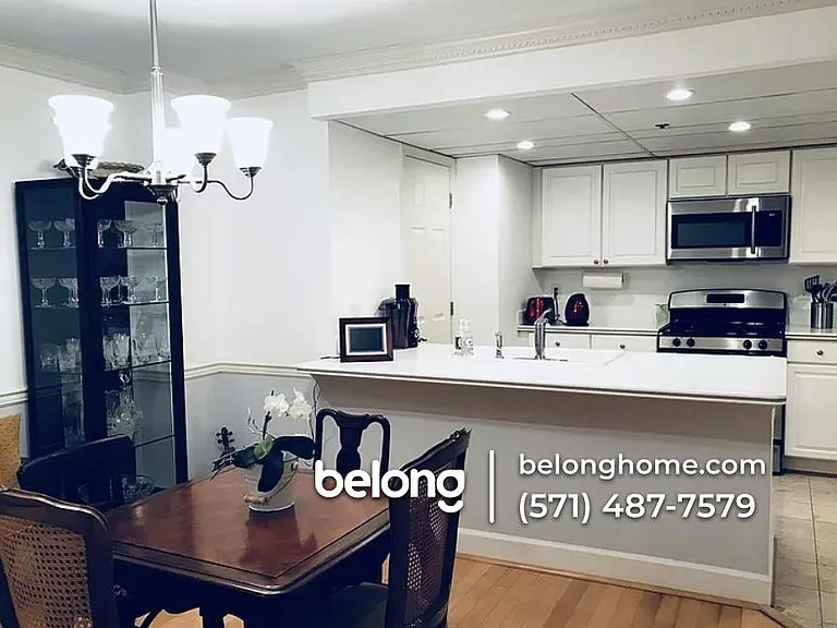 1276 N Wayne St #721 — Photo 24