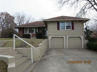 5105 NW 60th St, Kansas City, MO 64151
