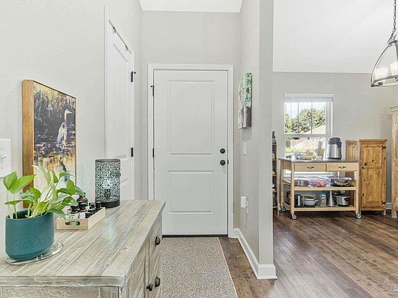 3rd image of 3501 Jubilee Dr