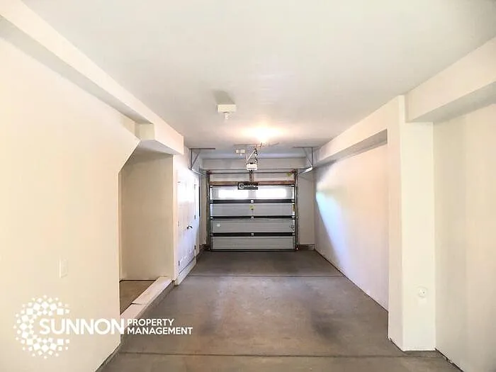 462 W Tremont Ave — Photo 31