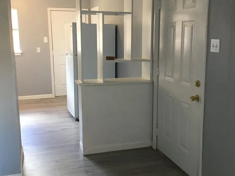 610 S Leggett Dr — Photo 12