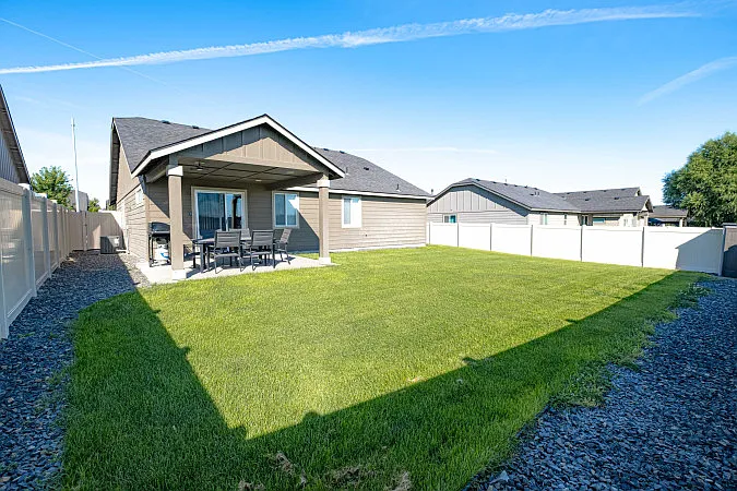 Cashmere Dr — Photo 33