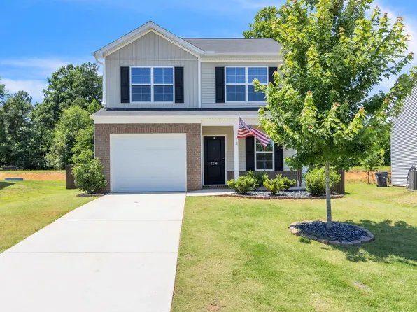 1216 Paramount Dr, Lyman, SC 29365