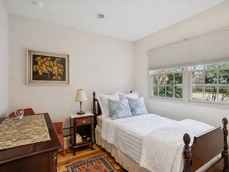532 Butter Ln — Photo 15