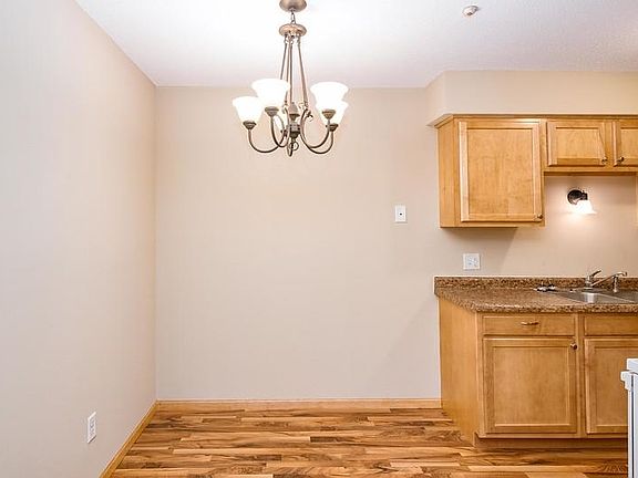 3rd image of 7412 22nd St W #114