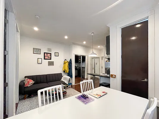 Rented by Kahen Properties | media 31