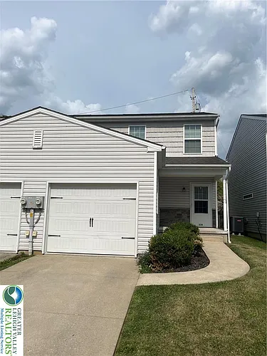 336 Park Pl Photo 1