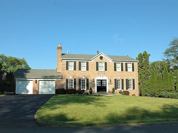 4th image of 11921 Holly Spring Dr