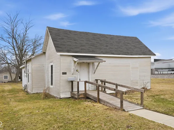 540 Poplar St, Tipton, IN 46072