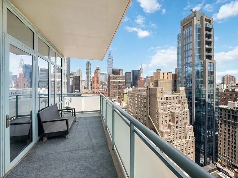 325 5th Ave #29C — Photo 9