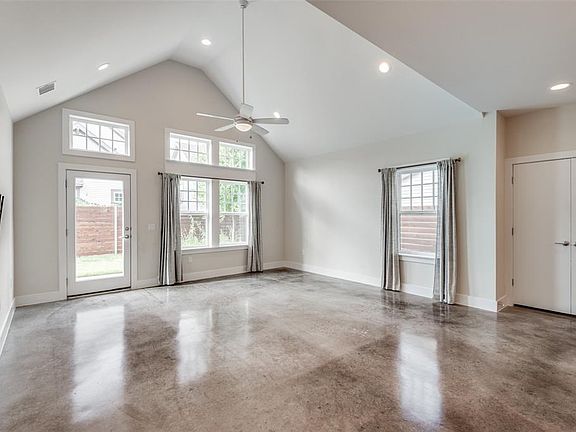 3rd image of 614 Bishop Heights Ln