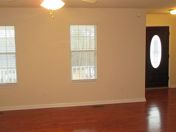 3rd image of 4674 Navaho Trl NW
