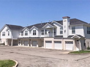 232 Adams Pointe Blvd #1, Mars, PA 16046