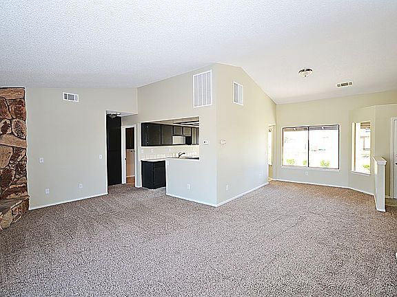 3rd image of 41729 159th St E