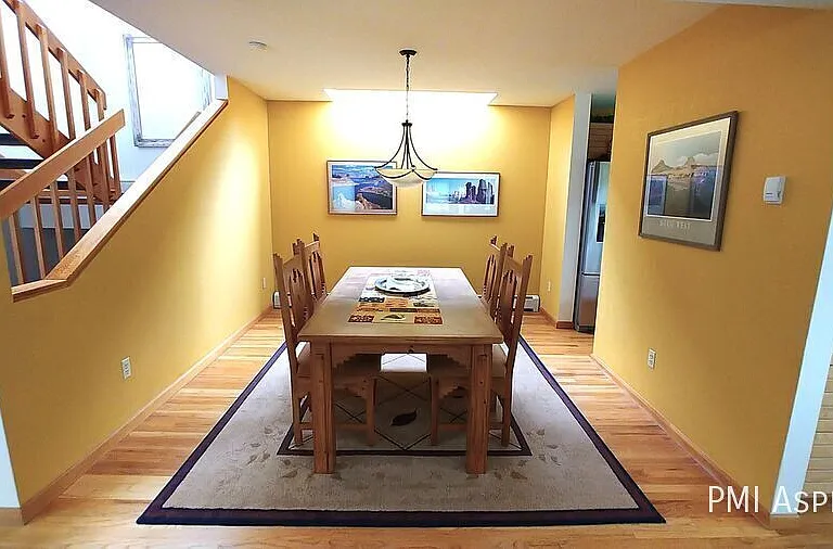 1940 Tincup Ct — Photo 2