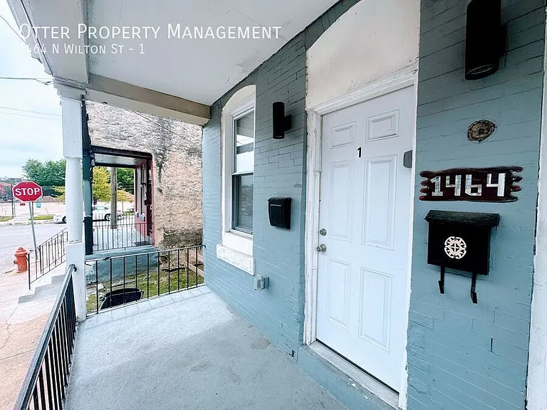 1464 N Wilton St #1 — Photo 21