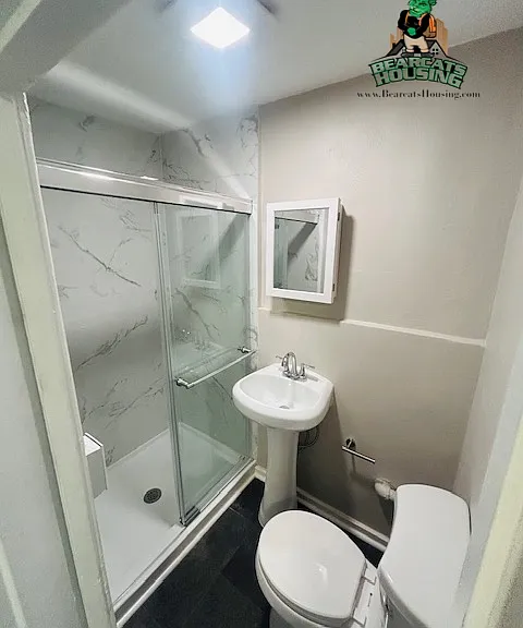 133 Beethoven St #1 — Photo 2