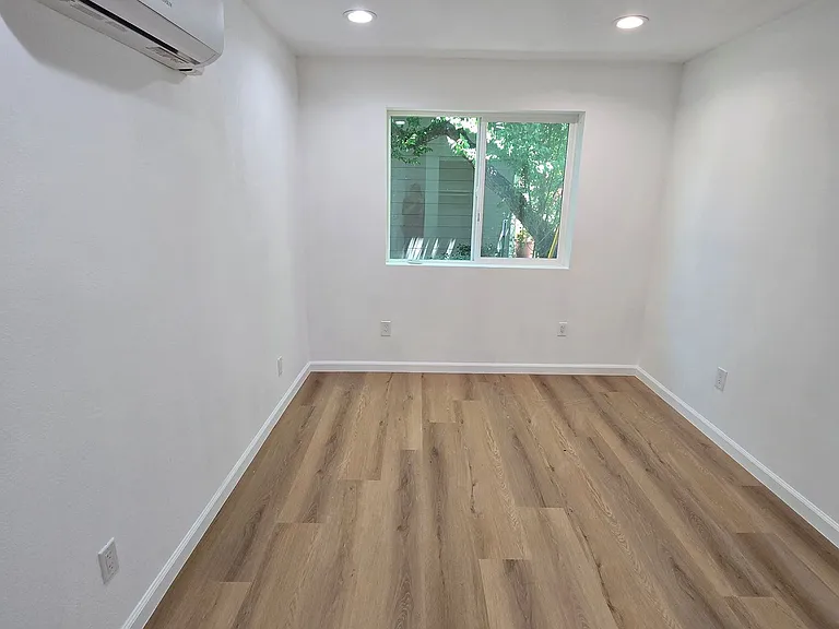 5534 Jefferson Ave — Photo 7