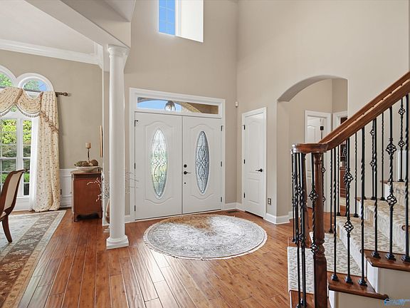 4th image of 128 Forest Ridge Dr