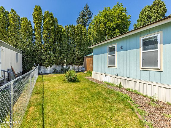 4th image of 1952 E 12th Ave Trlr 2