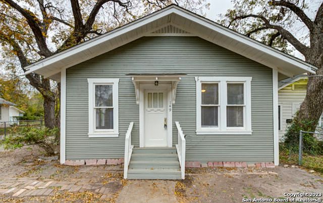 1st image of 149 Palo Blanco St