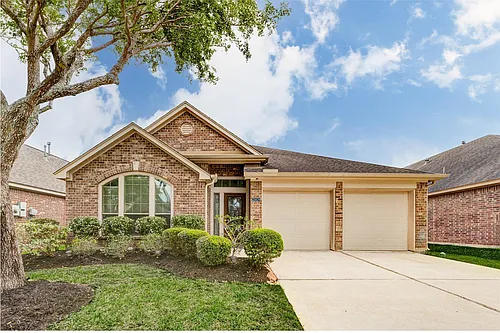 25839 Riverside Creek Dr Photo 1