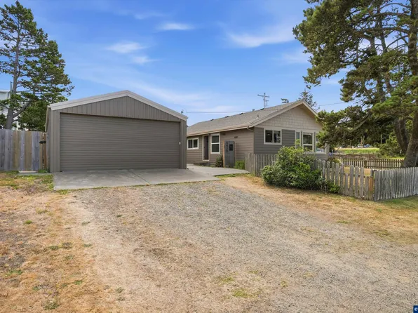 6420 Ferry St, Pacific City, OR 97135
