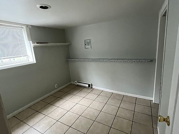 2nd image of 4057 7th Ave NE Unit A