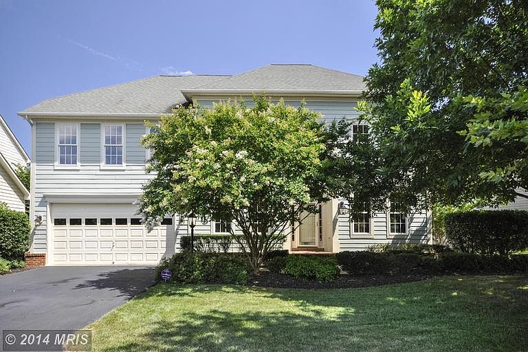 1st image of 43425 Riverpoint Dr