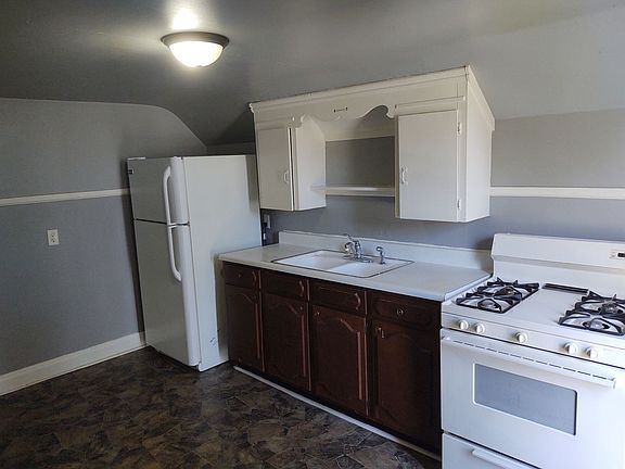 2nd image of 1208 13th St APT 5
