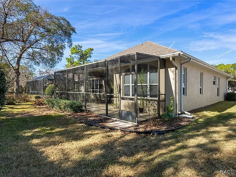 40 Deerwood Dr — Photo 27
