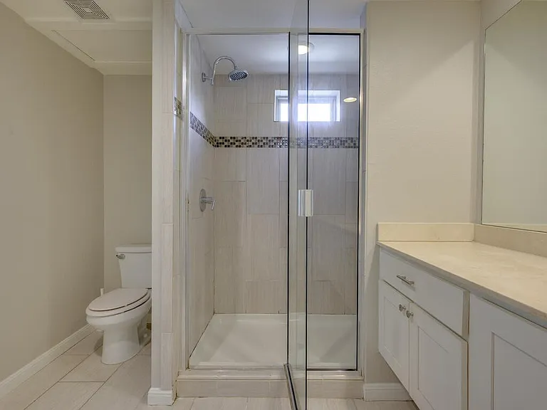 2708 San Pedro St #202 — Photo 10