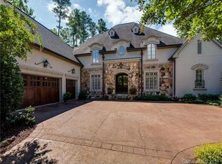 3030 Kings Manor Dr, Matthews, NC 28104