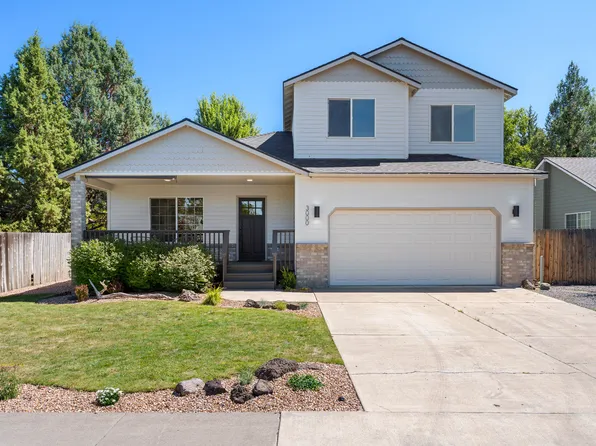 3000 NE Pacific Crest Dr, Bend, OR 97701
