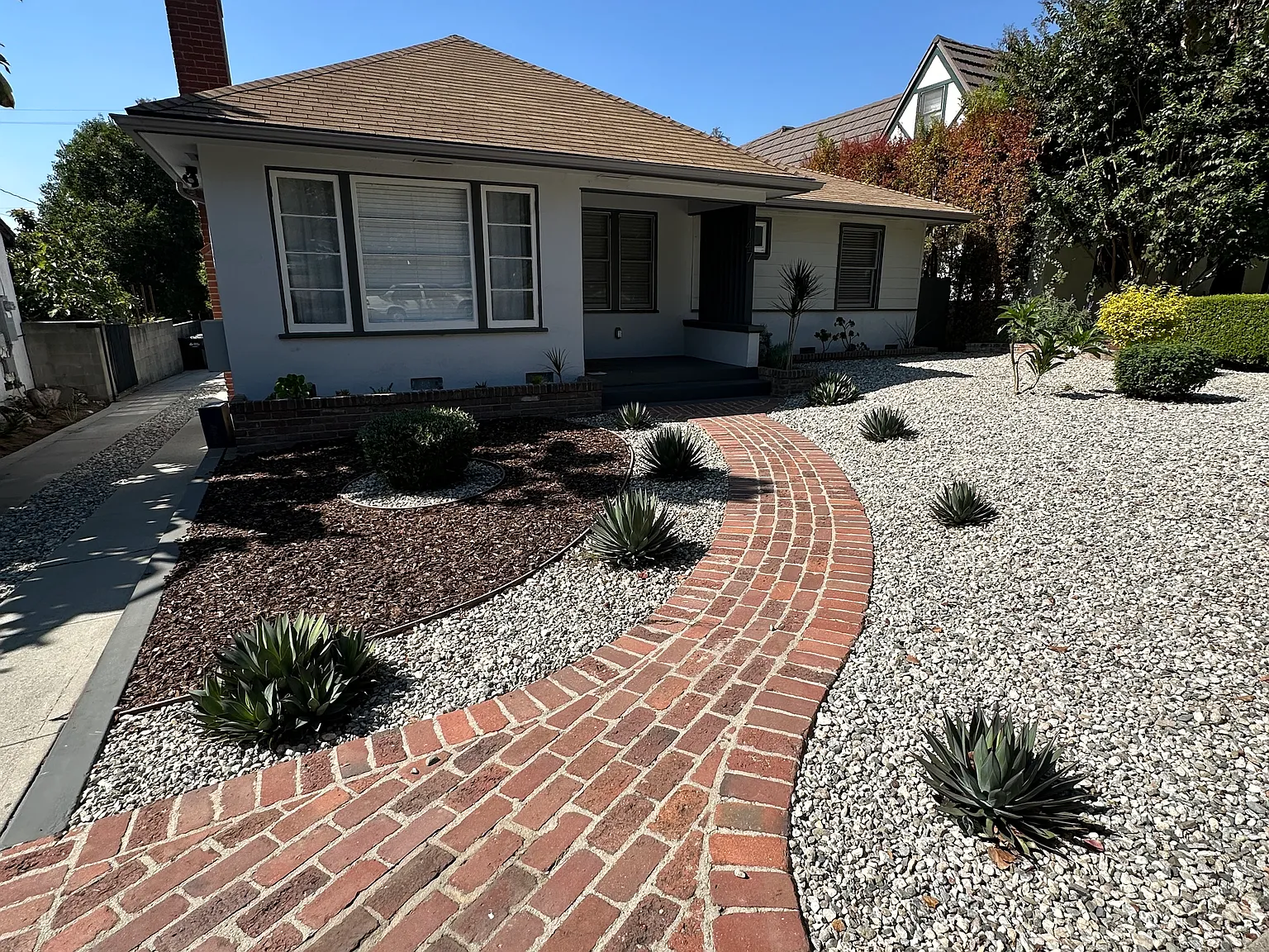 147 El Nido Ave — Photo 2