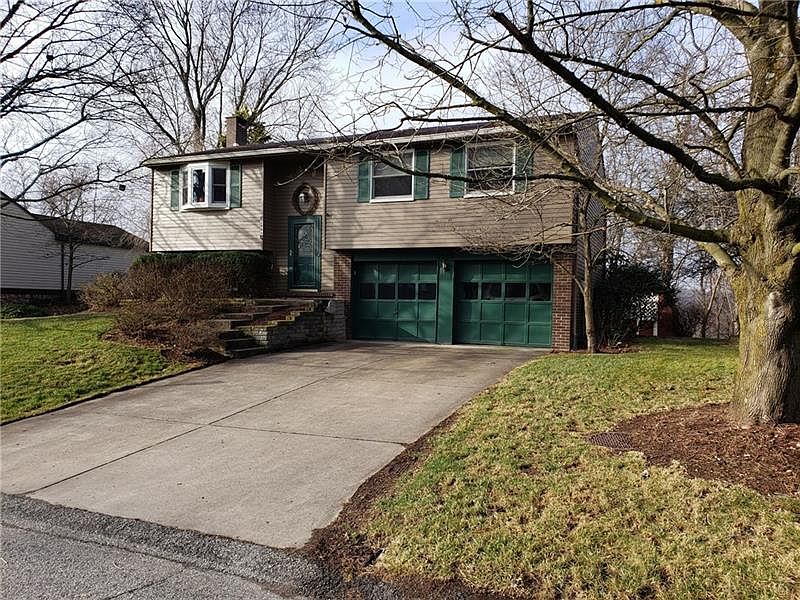1st image of 2888 Amy Dr
