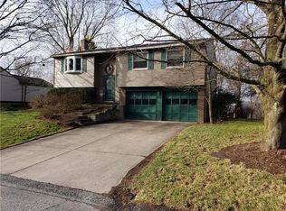 2888 Amy Dr, South Park, PA 15129