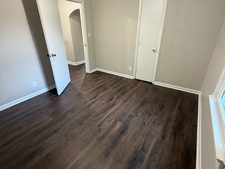 819 Chestnut St — Photo 6
